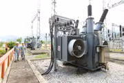 Nhiều gói thầu BESS được EVNNPC và nhà thầu ký kết hợp đồng triển khai thực hiện. Ảnh: Nhã Chi