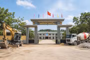 Gói thầu Thi công xây dựng và lắp đặt thiết bị thuộc Dự án Cải tạo, nâng cấp mở rộng Trường THPT Hiệp Đức (TP. Đà Nẵng) được mời thầu từ tháng 8/2025. Ảnh minh họa: Lê Lâm