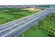 Việc sửa đổi, bổ sung quy định liên quan đến cơ chế chia sẻ phần tăng, giảm doanh thu theo hướng bảo đảm khả thi, thuận lợi hơn khi thực hiện giúp nhà đầu tư yên tâm rót vốn đầu tư vào dự án PPP. Ảnh: Lê Tiên