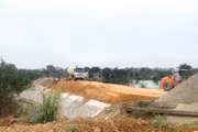 Không ít nhà thầu mất cơ hội tại các gói thầu xây lắp vì lỗi không đáng có trong bảo lãnh dự thầu. Ảnh minh họa: Nhã Chi