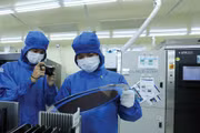 Tỷ trọng giá trị tăng thêm của kinh tế số trong GDP của nước ta liên tục tăng trong giai đoạn 2021 - 2025, từ 12,87% năm 2021 lên 14,02% vào năm 2025. Ảnh: Tuấn Anh