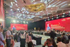 Quang cảnh diễn đàn