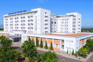 Ngày 1/6/2026, đấu giá mặt bằng nhà đỗ xe taxi vận chuyển bệnh nhân, thân nhân bệnh nhân tại Bệnh viện Đa khoa Ninh Thuận