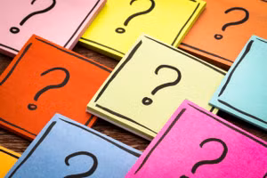 Việc yêu cầu chứng chỉ hành nghề lưu trữ đối với nhân sự chủ chốt trong gói thầu chỉnh lý tài liệu lưu trữ có phù hợp quy định pháp luật không?