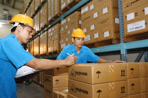 Tại nhiều gói thầu mua sắm thuốc, tình trạng nhà thầu chào giá vượt giá kế hoạch đã không còn là hiện tượng cá biệt. Ảnh: Lê Tiên