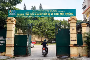 Công ty TNHH Duyên Hà trúng đấu giá quyền sử dụng khu đất 3.366 m2 tại 18 Cao Bá Quát (Hà Nội) với giá 1.379 tỷ đồng, cao gấp hơn 2 lần giá khởi điểm. Ảnh: Ngân Tuyền