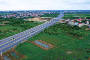 Việc tháo gỡ vướng mắc trong triển khai cơ chế giao quỹ đất thanh toán sớm sẽ tạo điều kiện thuận lợi cho nhà đầu tư huy động nguồn lực đầu tư, đẩy nhanh tiến độ đưa dự án BT và dự án đối ứng vào khai thác. Ảnh: Lê Gia Khoa