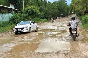 Gói thầu EC thuộc Dự án Cải tạo, nâng cấp Quốc lộ 14D tại Đà Nẵng có quy mô lớn, phạm vi công việc rộng với lý trình thi công hơn 70 km. Ảnh: Hoài Văn