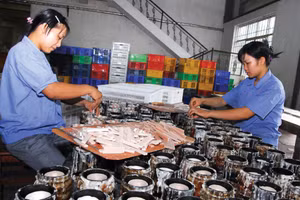 Dự thảo Luật bổ sung cơ chế khuyến khích tổ chức tín dụng cho doanh nghiệp nhỏ và vừa vay trên cơ sở đa dạng hóa hình thức bảo đảm tiền vay. Ảnh minh họa: Nhã Chi