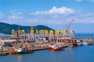 Cần xây dựng các cơ chế, chính sách đủ mạnh để Petrovietnam và các đơn vị thành viên có thể tham gia sâu hơn vào các lĩnh vực kinh tế biển chiến lược