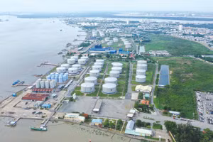 Việc chủ động dự trữ dầu thô sẽ giúp Việt Nam giảm thiểu rủi ro trước những biến động khó lường của thị trường năng lượng thế giới. Ảnh: Lê Đặng Phú An