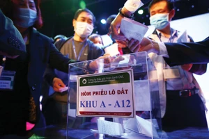 Việc sửa đổi Luật Đấu giá tài sản hướng tới mục tiêu chuẩn hóa tiêu chuẩn, nâng cao chất lượng và tính chuyên nghiệp của đội ngũ đấu giá viên. Ảnh: Lê Tiên