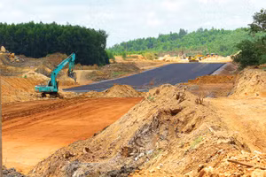 Đến hết ngày 9/7/2026, so với kế hoạch Thủ tướng giao, có 8 bộ, cơ quan và 22 địa phương có tỷ lệ giải ngân đạt từ mức bình quân chung cả nước. Ảnh: Tiên Giang