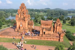 Một góc Làng Văn hóa - Du lịch các dân tộc Việt Nam.