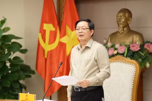 Phó Thủ tướng Hồ Quốc Dũng chủ trì cuộc họp về điều chỉnh Quy hoạch sử dụng đất quốc gia thời kỳ 2021-2030, tầm nhìn đến năm 2050 - Ảnh: VGP/Gia Huy