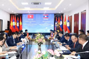 Quang cảnh phiên họp hai Ủy ban Hợp tác Việt Nam - Lào ngày 12/5/2026, tại Thủ đô Viêng Chăn (Lào). Ảnh: Nguyễn Thành.