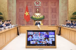 Thủ tướng Lê Minh Hưng tham dự Hội nghị Thượng đỉnh trực tuyến Cộng đồng phát thải ròng bằng 0 châu Á (AZEC) mở rộng về tự chủ năng lượng do Thủ tướng Nhật Bản Takaichi Sanae chủ trì - Ảnh: VGP/Nhật Bắc