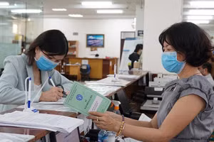 Theo quyết định, tỷ lệ bao phủ BHYT toàn quốc được giao tăng dần qua từng năm, từ 95,98% năm 2026 lên 96,86% năm 2027, 97,76% năm 2028, 98,67% năm 2029 và đạt 100% vào năm 2030.