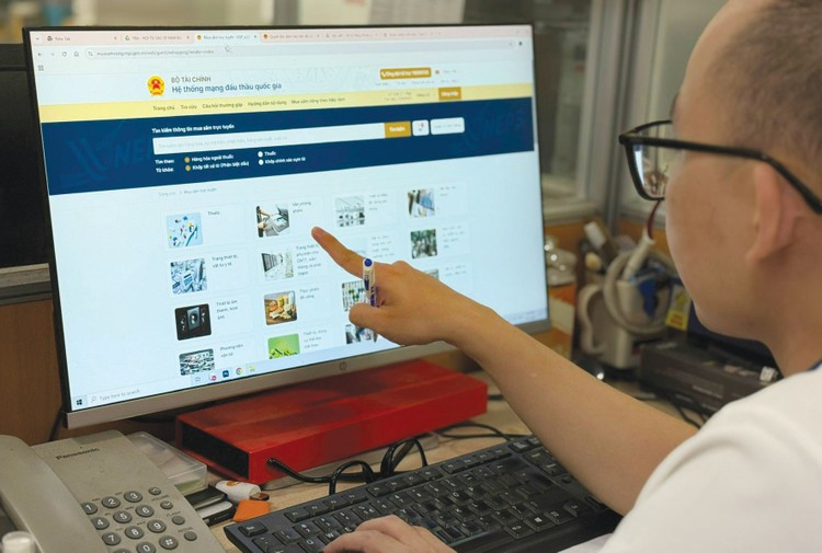 Theo thống kê của Hệ thống mạng đấu thầu quốc gia, nhiều chủ đầu tư tại Hà Nội nằm trong nhóm có số lượng nhà thầu tham dự ít nhất hoặc danh sách chủ đầu tư có nhiều gói thầu chỉ có 1 nhà thầu tham dự. Ảnh chỉ mang tính minh họa