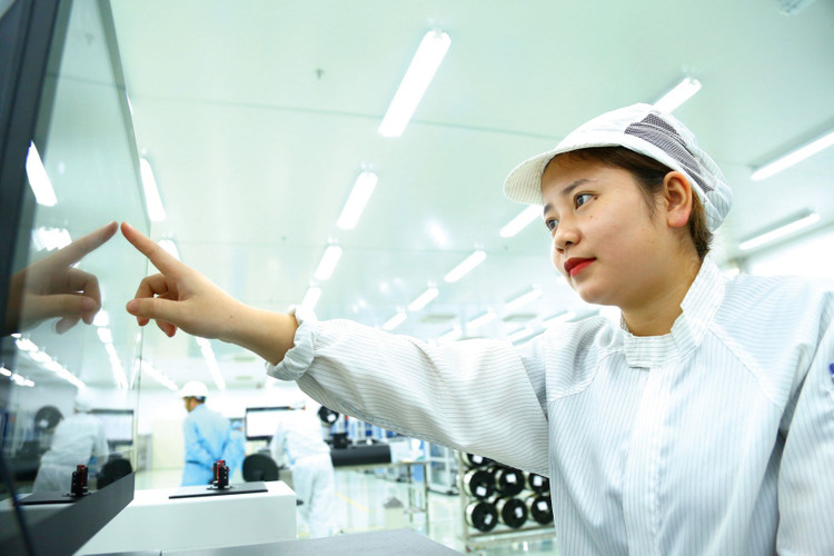 Nghị định 180/2025/NĐ-CP mở rộng hình thức, đẩy mạnh phân cấp và đơn giản hóa tối đa thủ tục để triển khai nhanh, linh hoạt các dự án hợp tác công tư trong lĩnh vực khoa học công nghệ, đổi mới sáng tạo và chuyển đổi số. Ảnh: Lê Tiên