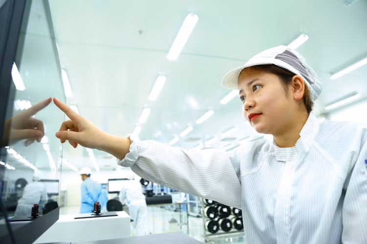 Nghị định 180/2025/NĐ-CP mở rộng hình thức, đẩy mạnh phân cấp và đơn giản hóa tối đa thủ tục để triển khai nhanh, linh hoạt các dự án hợp tác công tư trong lĩnh vực khoa học công nghệ, đổi mới sáng tạo và chuyển đổi số. Ảnh: Lê Tiên