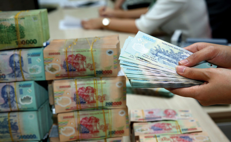 Dự thảo Nghị định hướng dẫn thi hành Luật Phí và lệ phí bỏ quy định về các nội dung chi từ số tiền phí để lại cho tổ chức thu phí là cơ quan nhà nước. Ảnh: Nhã Chi