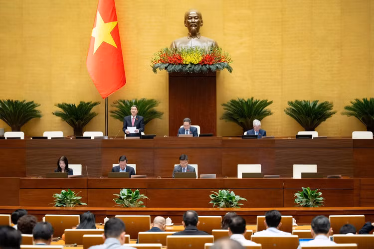 Phó Chủ tịch Quốc hội Nguyễn Đức Hải điều hành Phiên thảo luận