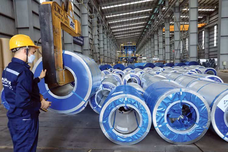 Việt Nam đang ngày càng chủ động hơn trong việc bảo vệ doanh nghiệp và nền sản xuất trong nước. Ảnh: Tiên Giang