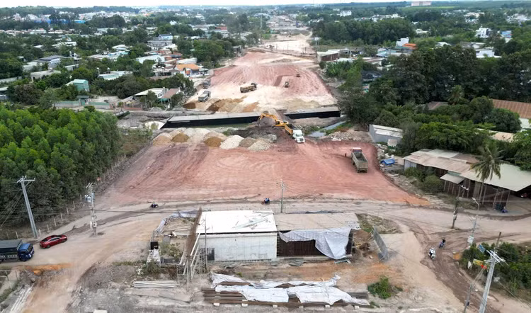 Dự án thành phần 1 thuộc Dự án Đầu tư xây dựng đường cao tốc Biên Hòa - Vũng Tàu phải hoàn thành trước ngày 19/12/2025