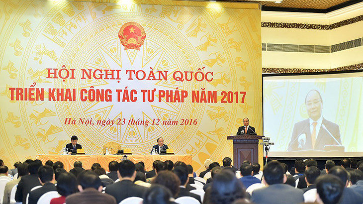 Không được cài cắm vào luật những lợi ích riêng ảnh 1