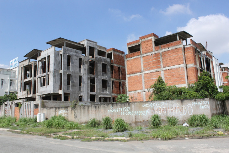 TP.HCM: Hoang tàn những dự án biệt thự hàng chục tỷ đồng ảnh 6