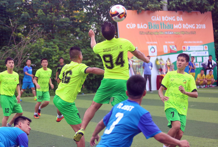 Đội Công ty CP Khoa học và Công nghệ xây dựng vô địch Cúp Báo Đấu thầu mở rộng 2018 ảnh 15