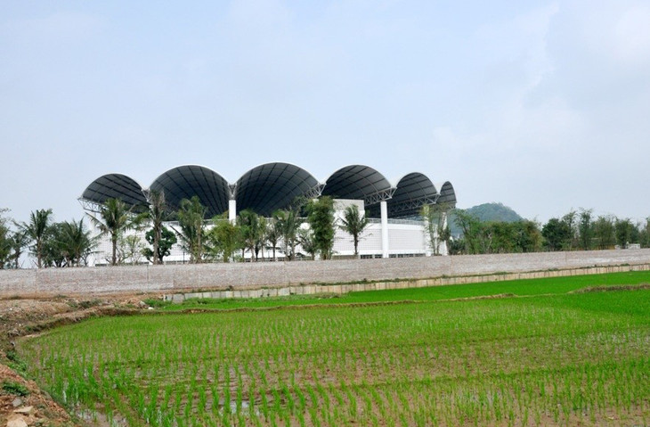 “Tiểu Tuần Châu” giữa lòng Hà Nội xây 10 năm chưa xong ảnh 5