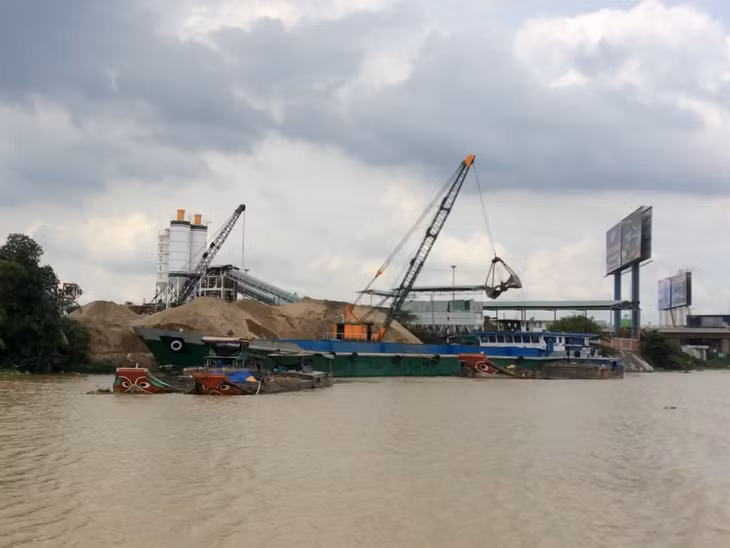 “Nóng” chuyện cát ảnh 2