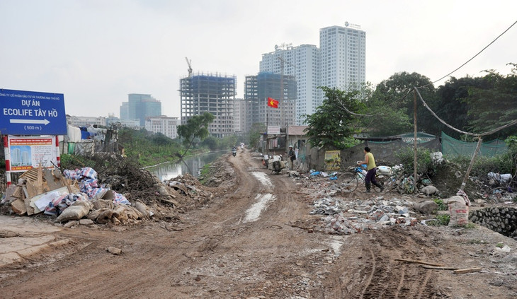 Hàng trăm hộ dân Tây Hồ mong sớm thoát khỏi con đường lầy lội ảnh 2
