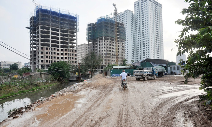 Hàng trăm hộ dân Tây Hồ mong sớm thoát khỏi con đường lầy lội ảnh 4