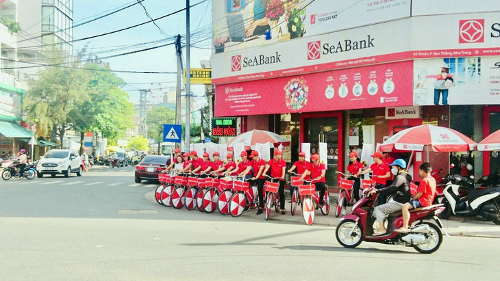  SeABank roadshow hưởng ứng không dùng tiền mặt và miễn phí chuyển tiền ảnh 7