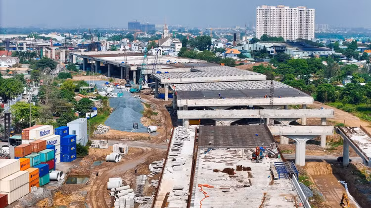 Cùng với metro, mô hình phát triển đô thị gắn với giao thông công cộng (TOD) đang được đặt ra như một hướng đi tất yếu trong quy hoạch Hà Nội. Ảnh: Internet