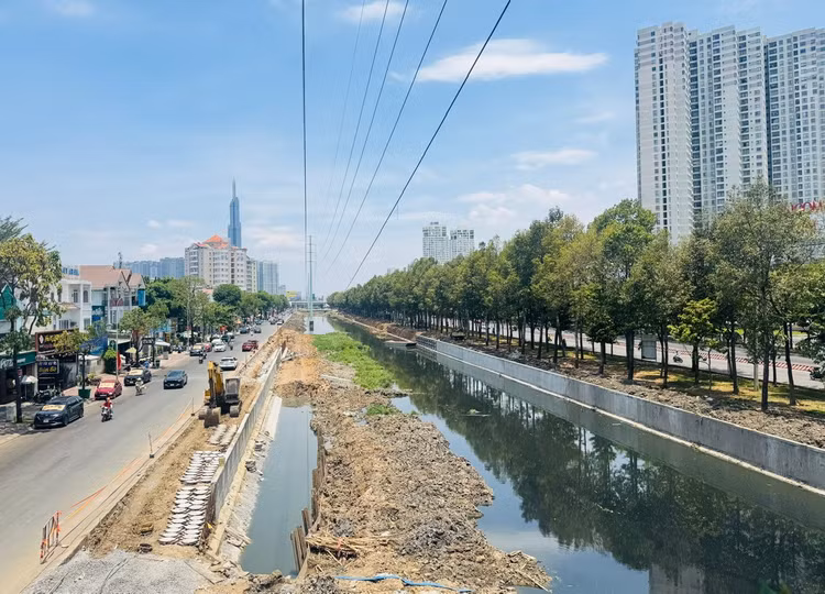 Để kéo tiến độ lên, thành phố sẽ rút ngắn thời gian xử lý thủ tục, tăng cường theo dõi, đôn đốc và siết chặt kỷ luật, kỷ cương trong giải ngân. Ảnh: Gia An