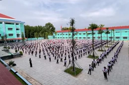 Ngày 26/12/2025, đấu giá quyền khai thác dịch vụ phụ trợ là căn tin và bãi xe tại Trường THCS Vĩnh Hòa, TP.HCM