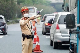 CSGT Hà Nội phân luồng giao thông