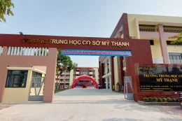 Ngày 22/12/2025, đấu giá quyền khai thác dịch vụ phụ trợ là căn tin và bãi xe tại Trường THCS Mỹ Thạnh, TP.HCM