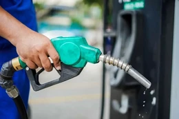 Giá xăng bật tăng trở lại trong kỳ điều hành ngày 31/7