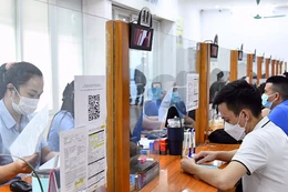 Lao động làm thủ tục về bảo hiểm thất nghiệp tại Trung tâm Dịch vụ việc làm Hà Nội.