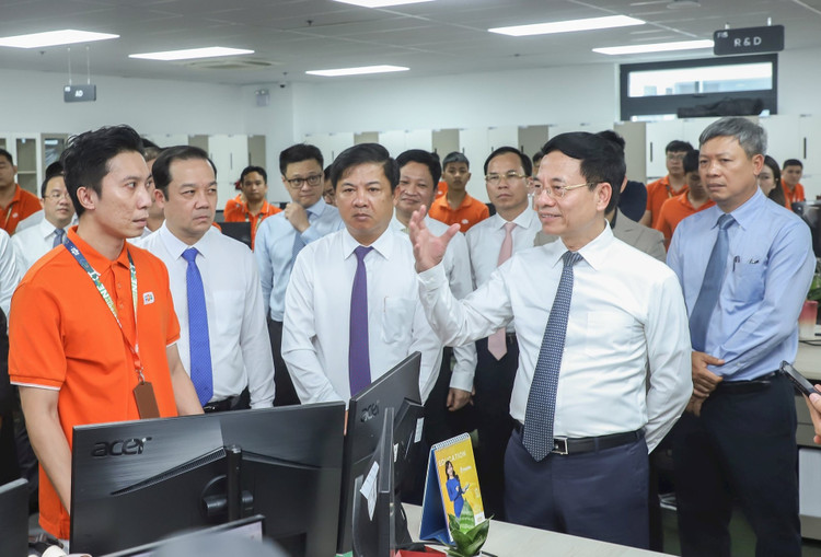 Nghi thức khởi động Dự án Fab-Lab đầu tiên tại Đà Nẵng