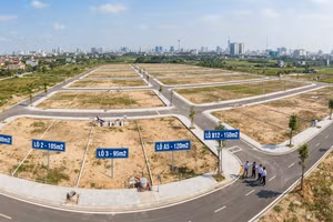 Đấu giá 26 thửa đất nền tại xã Hát Môn (Hà Nội) với giá khởi điểm 11,315 triệu đồng/m2. Ảnh tạo bởi AI