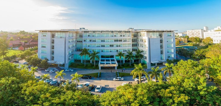 Bệnh viện Trung ương Huế mời thầu thiết bị y tế trị giá 185 tỷ đồng