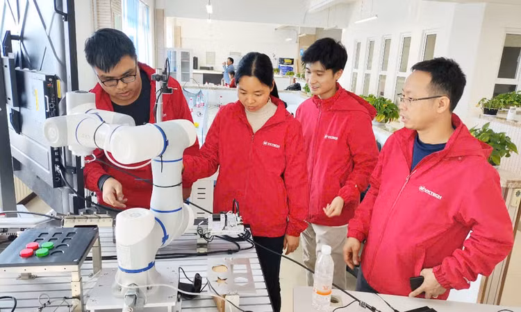 Dự án dự kiến sử dụng vốn ODA không hoàn lại từ Cơ quan Hợp tác Quốc tế Hàn Quốc (KOICA) để hỗ trợ mua sắm thiết bị đào tạo nghề, đào tạo giảng viên với giá trị 7,5 triệu USD