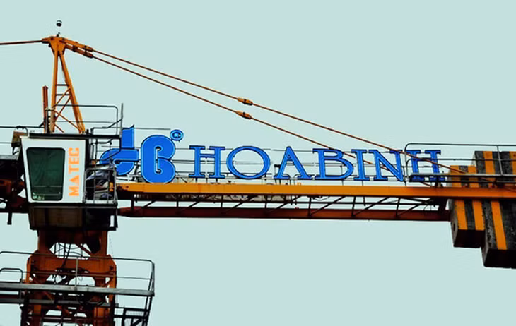 Biến động bất thường về nhân sự cấp cao là một trong những lý do khiến Xây dựng Hòa Bình phải xin gia hạn thời gian nộp báo cáo tài chính
