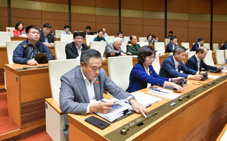 Quốc hội thảo luận, biểu quyết thông qua danh sách để bầu Ủy viên Ủy ban Thường vụ Quốc hội, Tổng Thư ký Quốc hội nhiệm kỳ Quốc hội khóa XV
